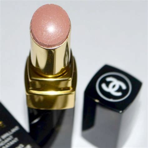 coco chanel lipstick boy|Chanel lipstick 19 gabrielle.